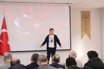 Sivas’ta Gençler İstiklal Marşı’nı Coşkuyla Okudu